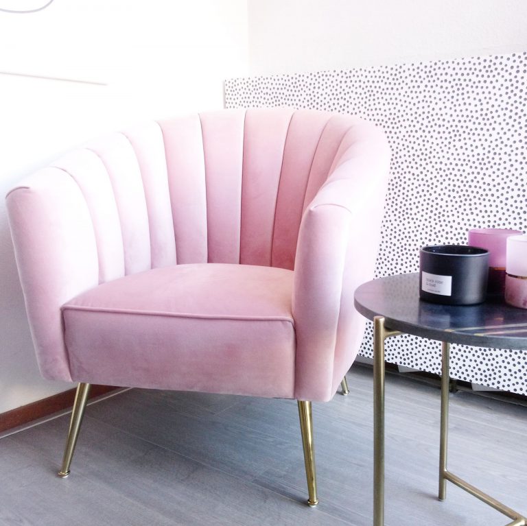 Velvet Chique | Dé velvet roze fauteuil om bij (én in) weg te dromen