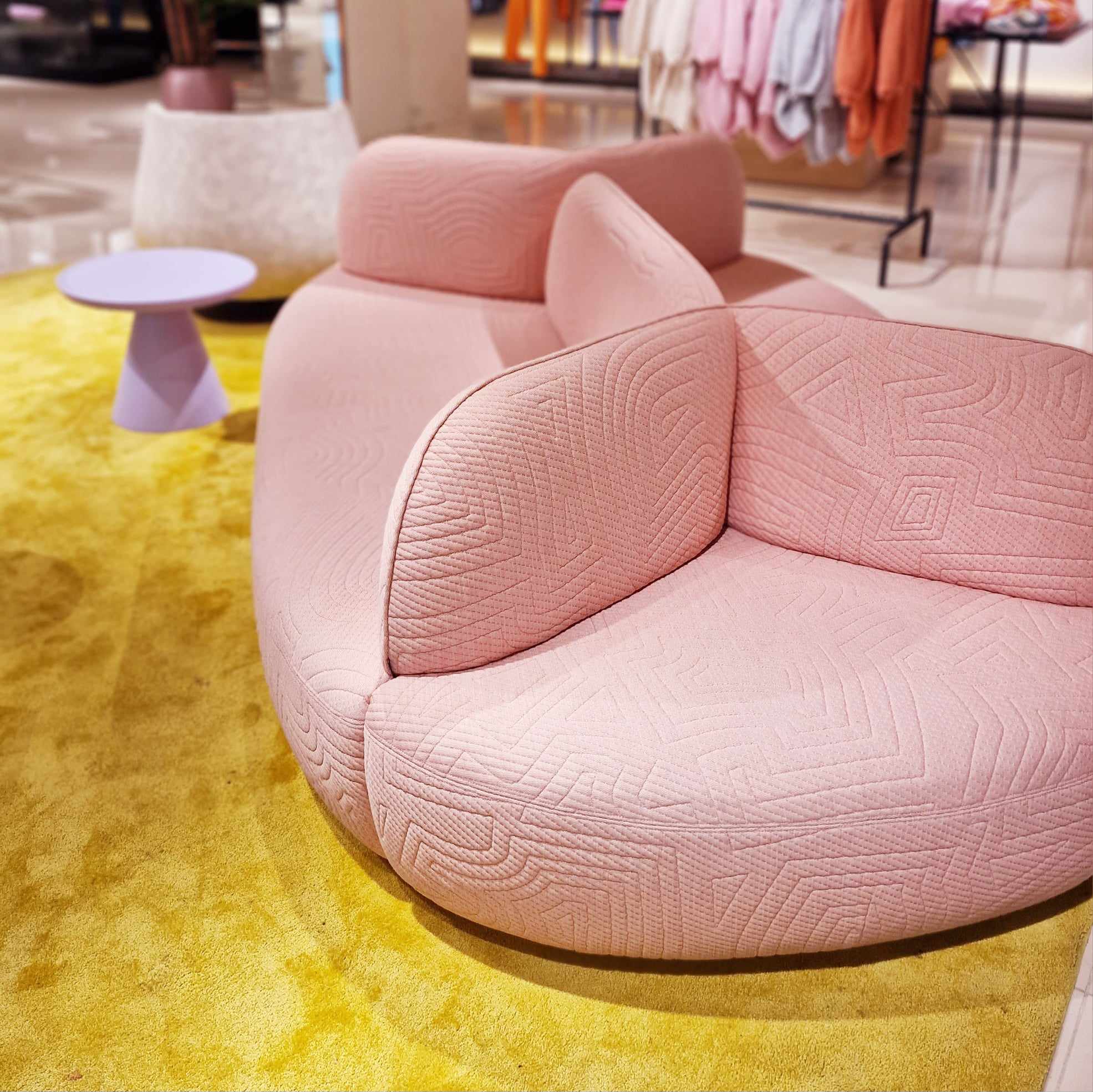 Ronde banken: 8 stijlvolle keuzes voor een speelse én luxe look - A lot ...